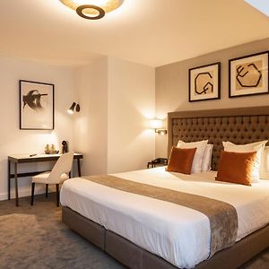 Kamer met een Queen Size Bed